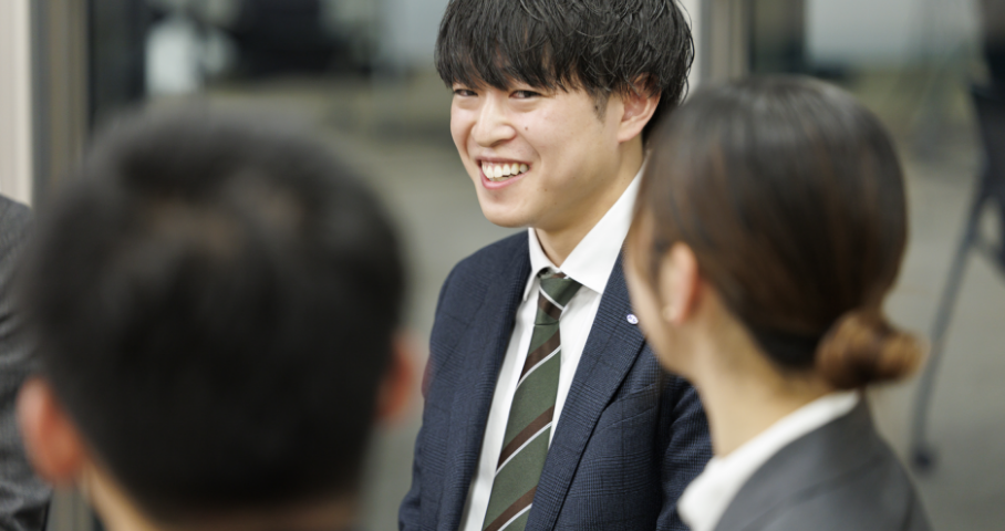 インタビュー